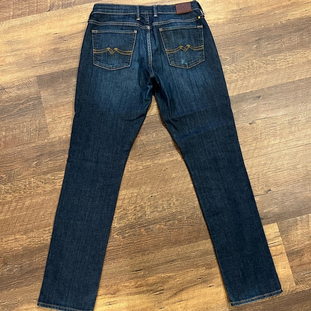 Lucky Brand Sweet N Straight jeans womens size 6/28 dark wash mid rise